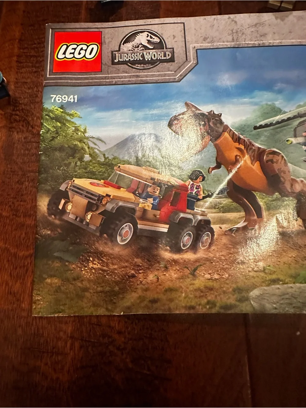 LEGO Jurassic World: Carnotaurus Dinosaur Chase 76941 complete